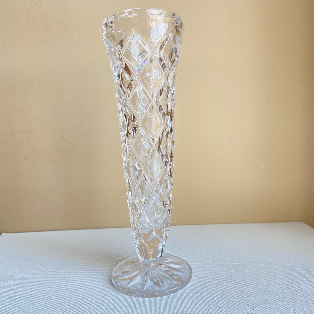 Pressed glass bud vase in diamond pattern heavy with round pedestal base clear